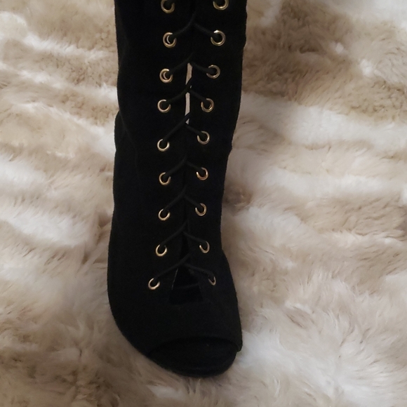 Thigh High Black Lace Up Boots - Picture 2 of 3